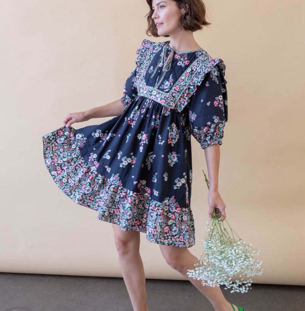 Hunter Bell Britton Holiday Whimsy Cottage Dress In Bouquet S Retired